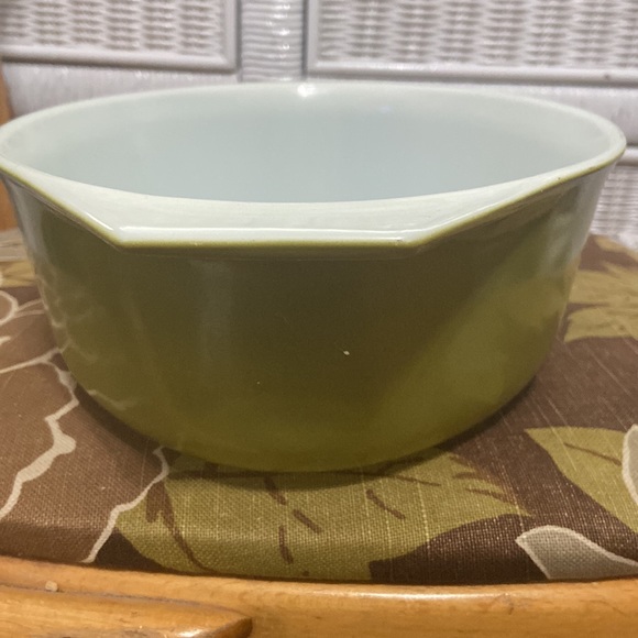 VTG Pyrex Verde Olive Green pattern 2.5 QT w/lid EUC MCM 1967 - Picture 7 of 11